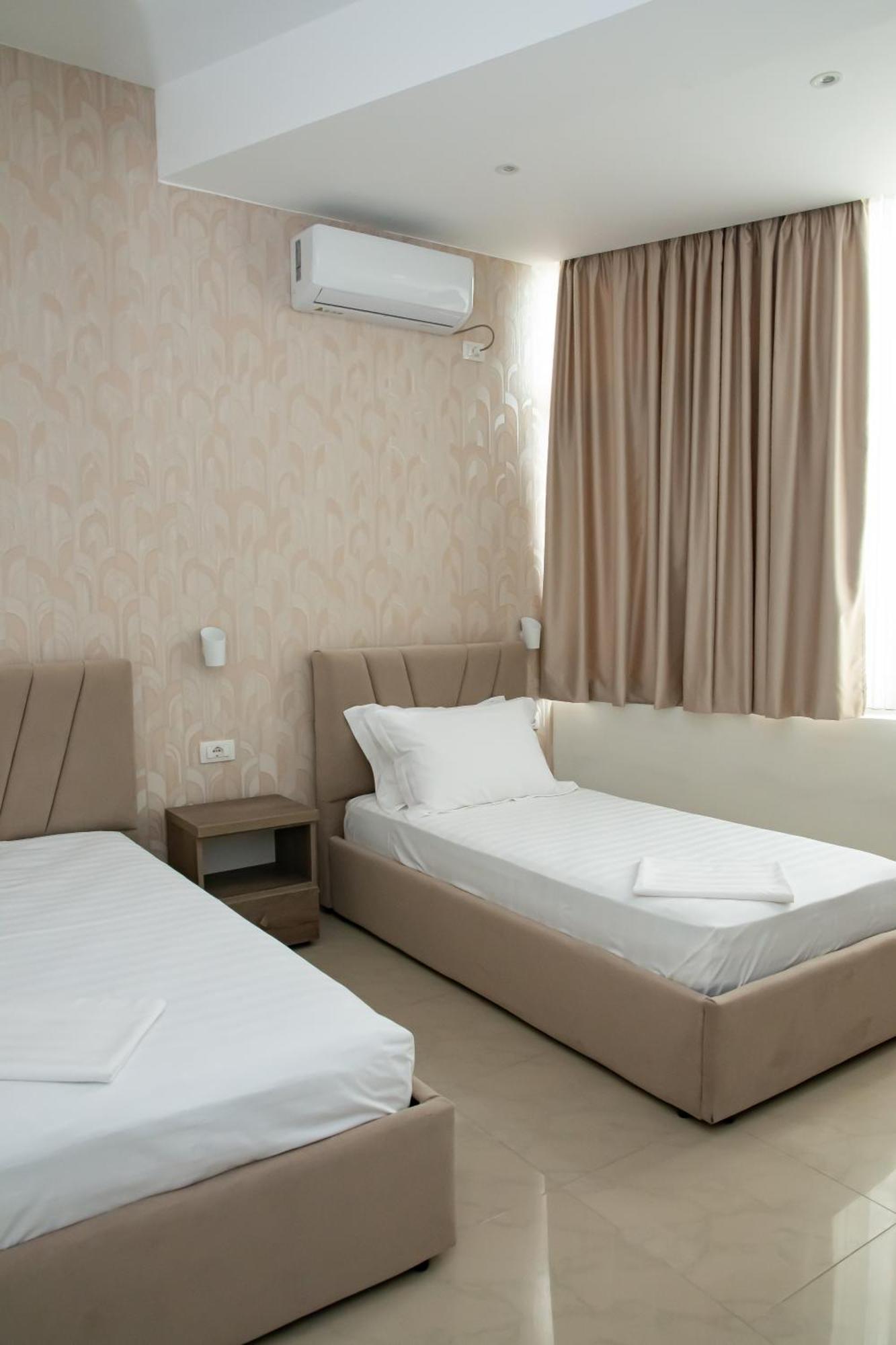 Alv Rent Rooms Vlora Kültér fotó